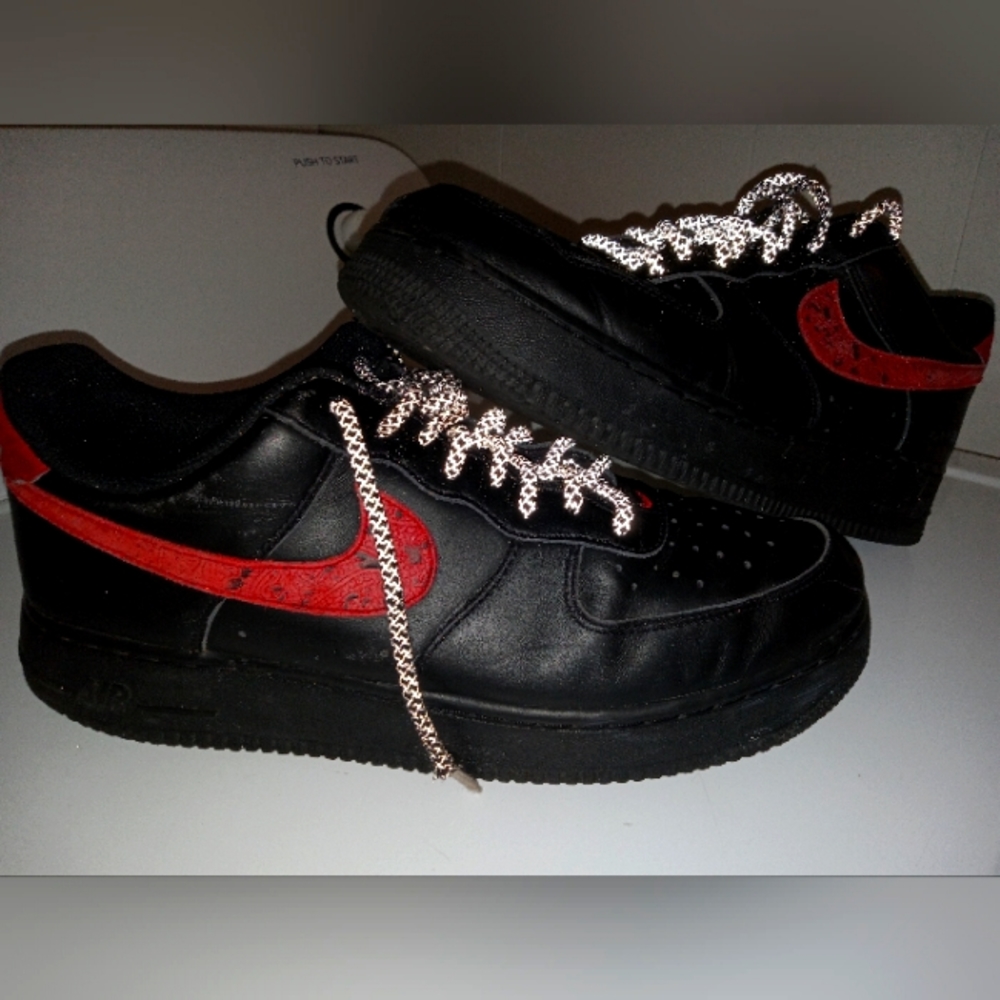 Size 11 men's Red & Black Nike Air Force 1's (beaters)